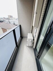 フュージョナル千住緑町の物件内観写真